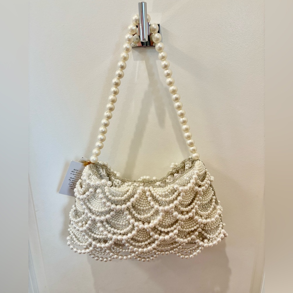 NWT Elegant Pearl Beaded Handbag